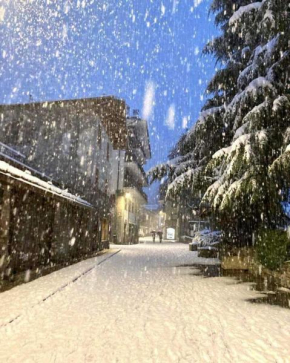 Jolie Maison Fleurie con sauna Monte Bianco Courmayeur